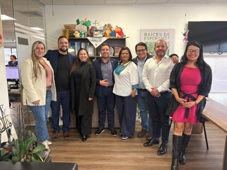 Observatorio Latinoamérica Ahora (OLA) sostuvo reunión con la Secretaria General de Unidad de Restitución de Tierras (URT)